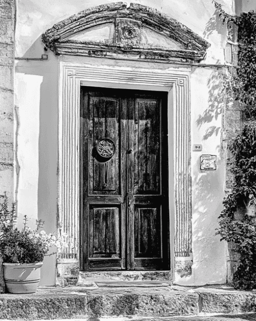 Black & White Greek Doors Diamond Painting