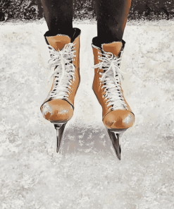 Vintage Ice Skating Diamond Painting